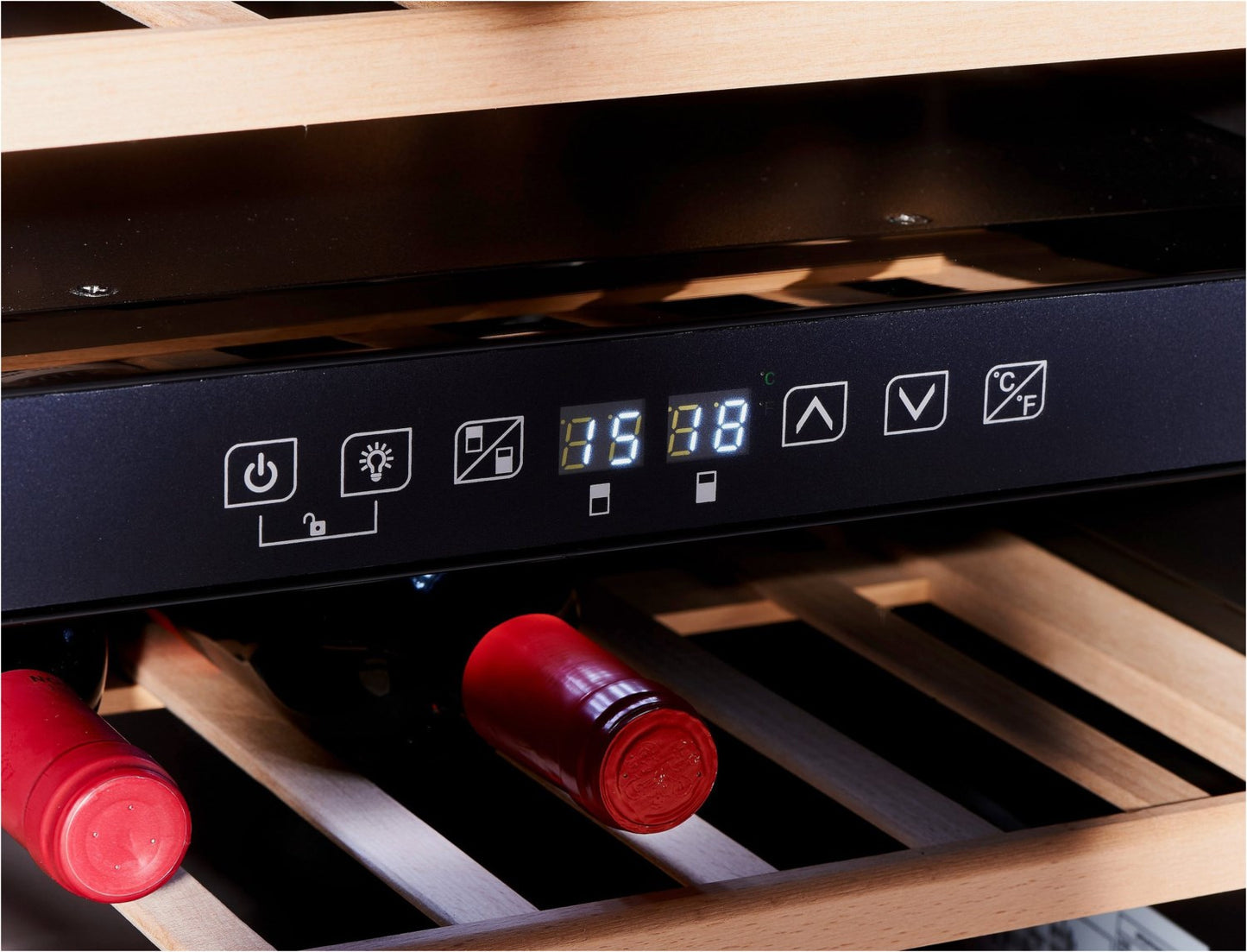 Wolkenstein WTS49DW Weintemperierschrank schwarz