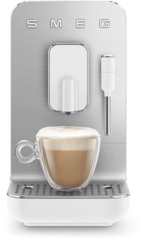 Smeg Espresso/Kaffee-Vollautomat BCC12WHMEU Kaffeevollautomat mit Dampffunktion