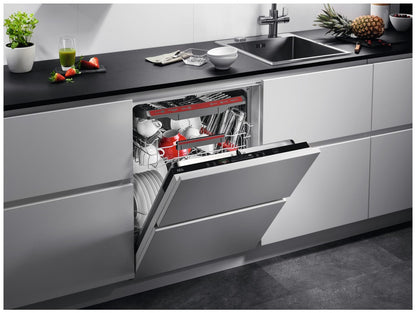 AEG Favorit FSB64917Z Vollintegrierbarer 60 cm Geschirrspüler / C