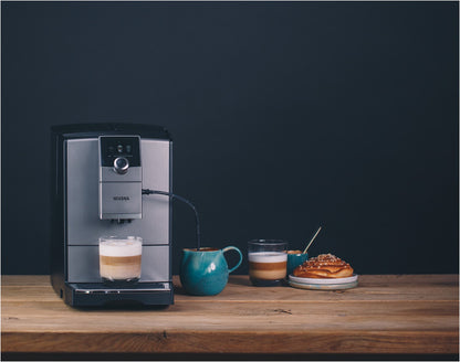 Nivona CafeRomatica NICR 795 Kaffee-Vollautomat titan/chrom